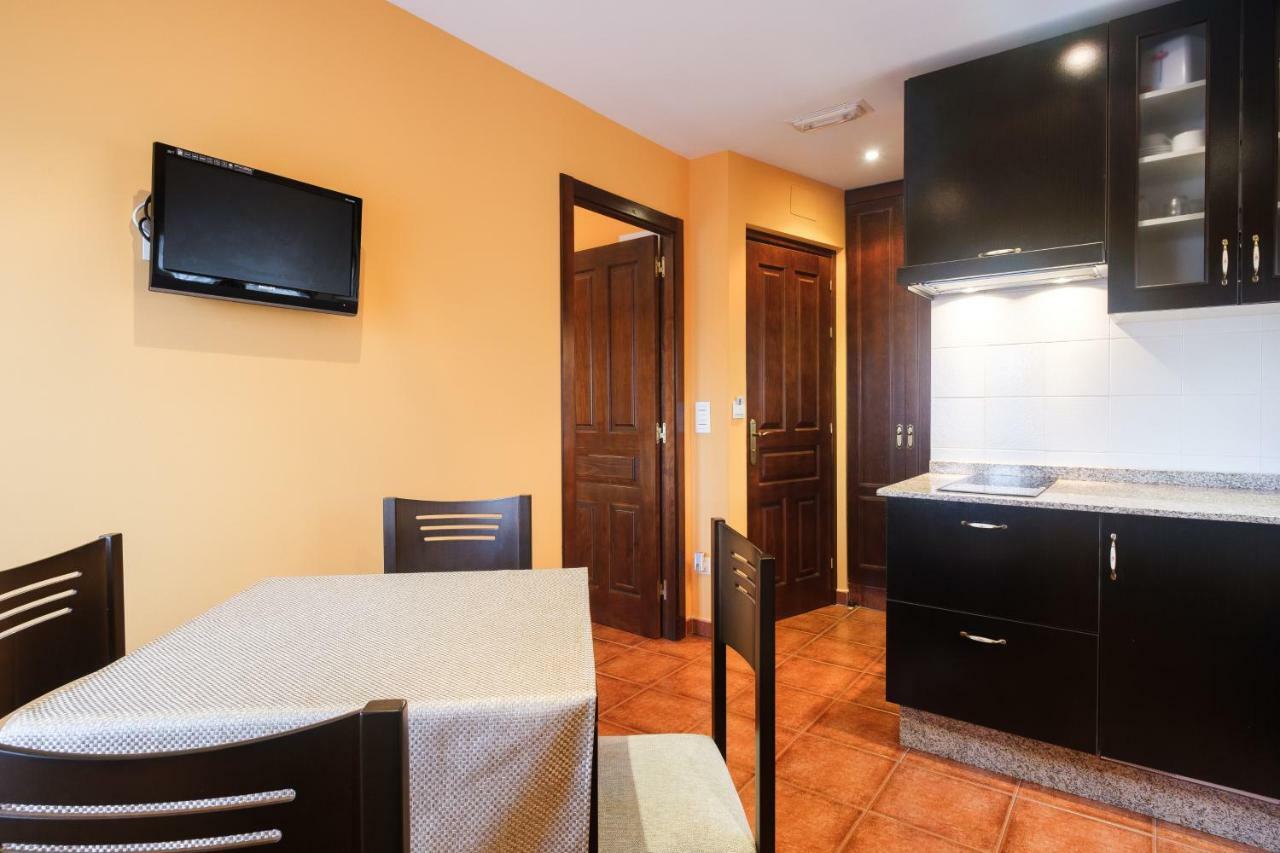 Apartamentos De Herminia Manzaneda  Extérieur photo