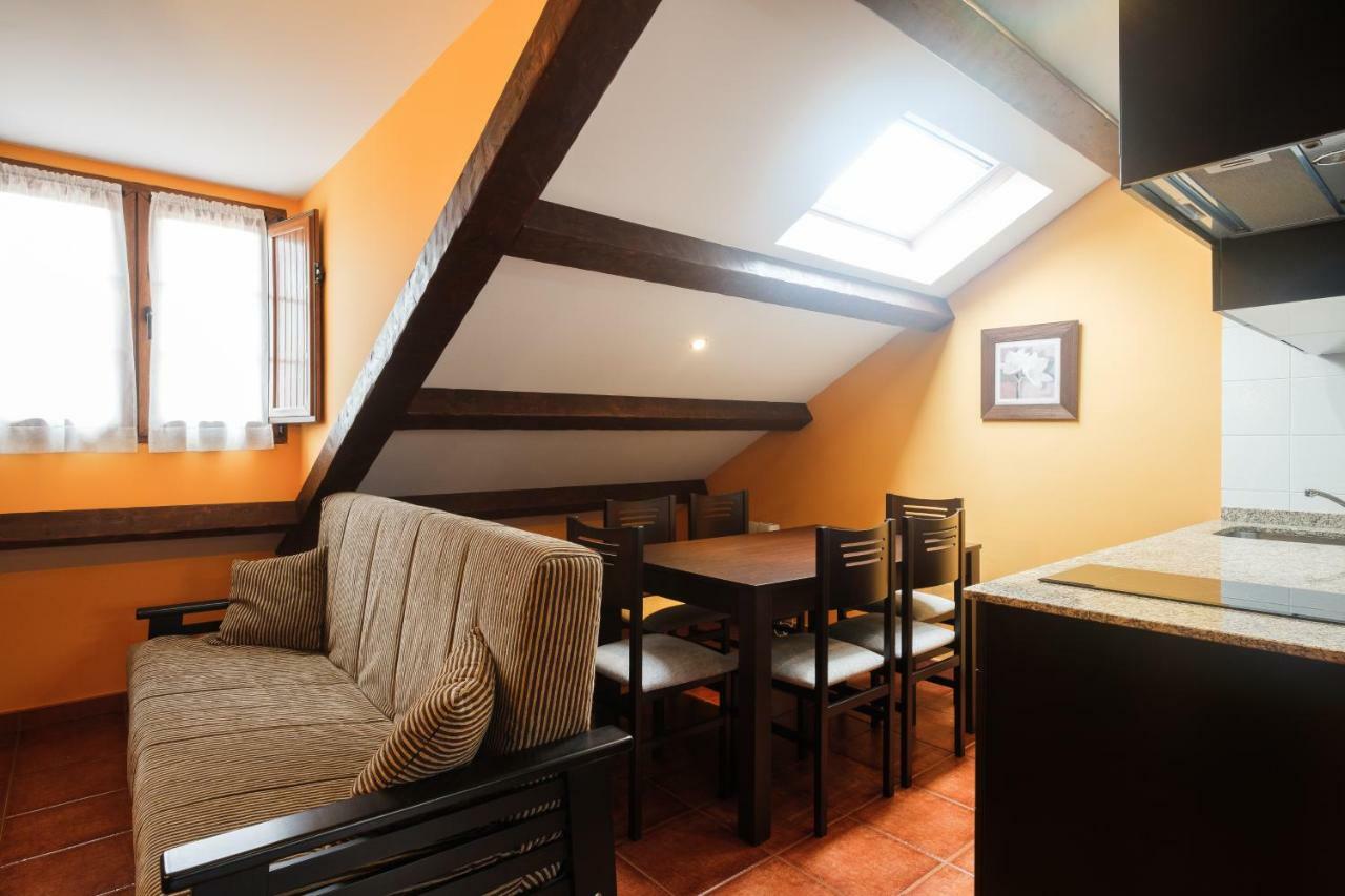Apartamentos De Herminia Manzaneda  Extérieur photo