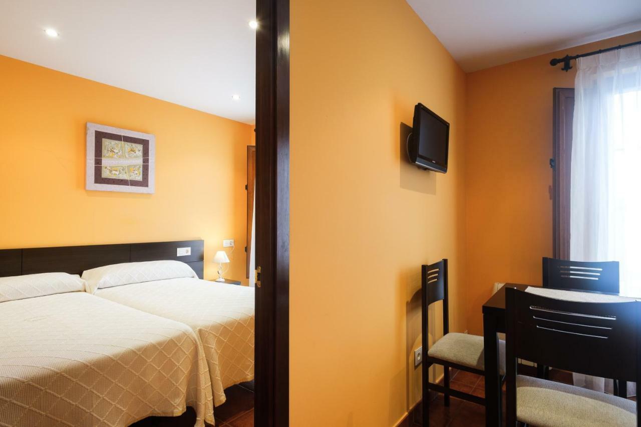 Apartamentos De Herminia Manzaneda  Extérieur photo